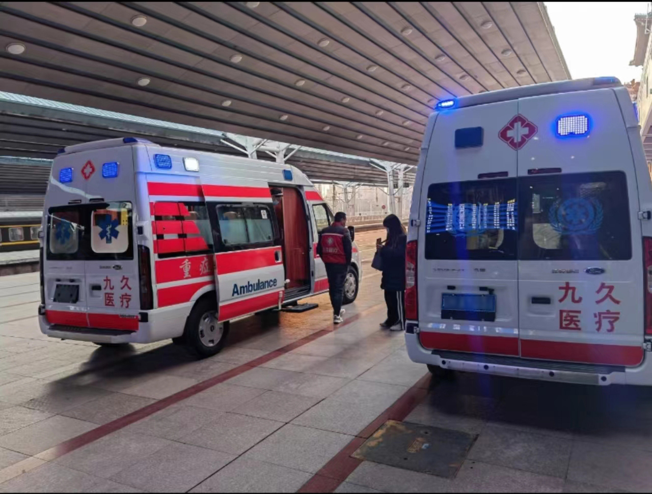 太和县救护车长途转运